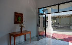 Reddoorz @ Hotel Horas Palopo